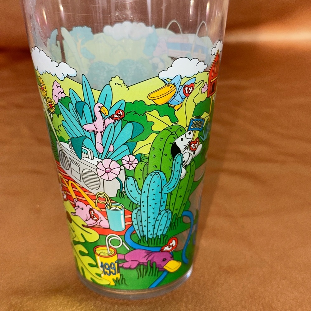 Colorful Illustrated Glass Tumblers Set McDonald’s collection - Picture 8 of 14